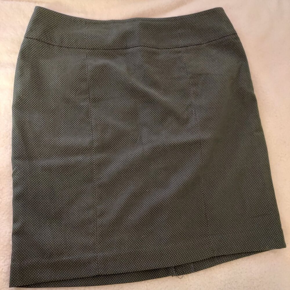 Green mini skirt size 16